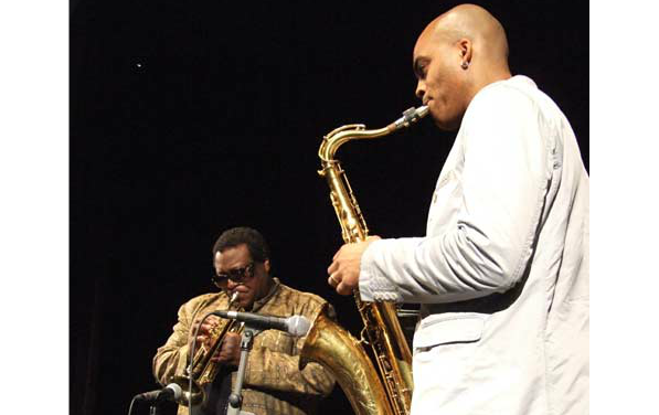 Wallace Roney, Wayne Escoffery