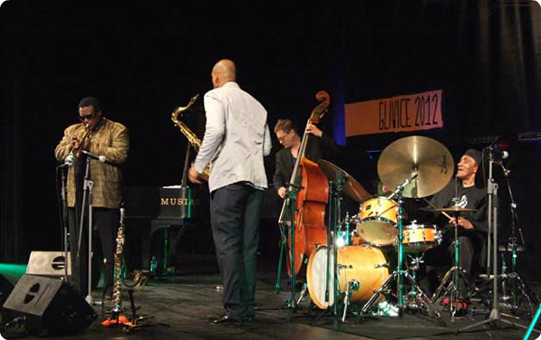 AL FOSTER QUARTET + Wallace Roney